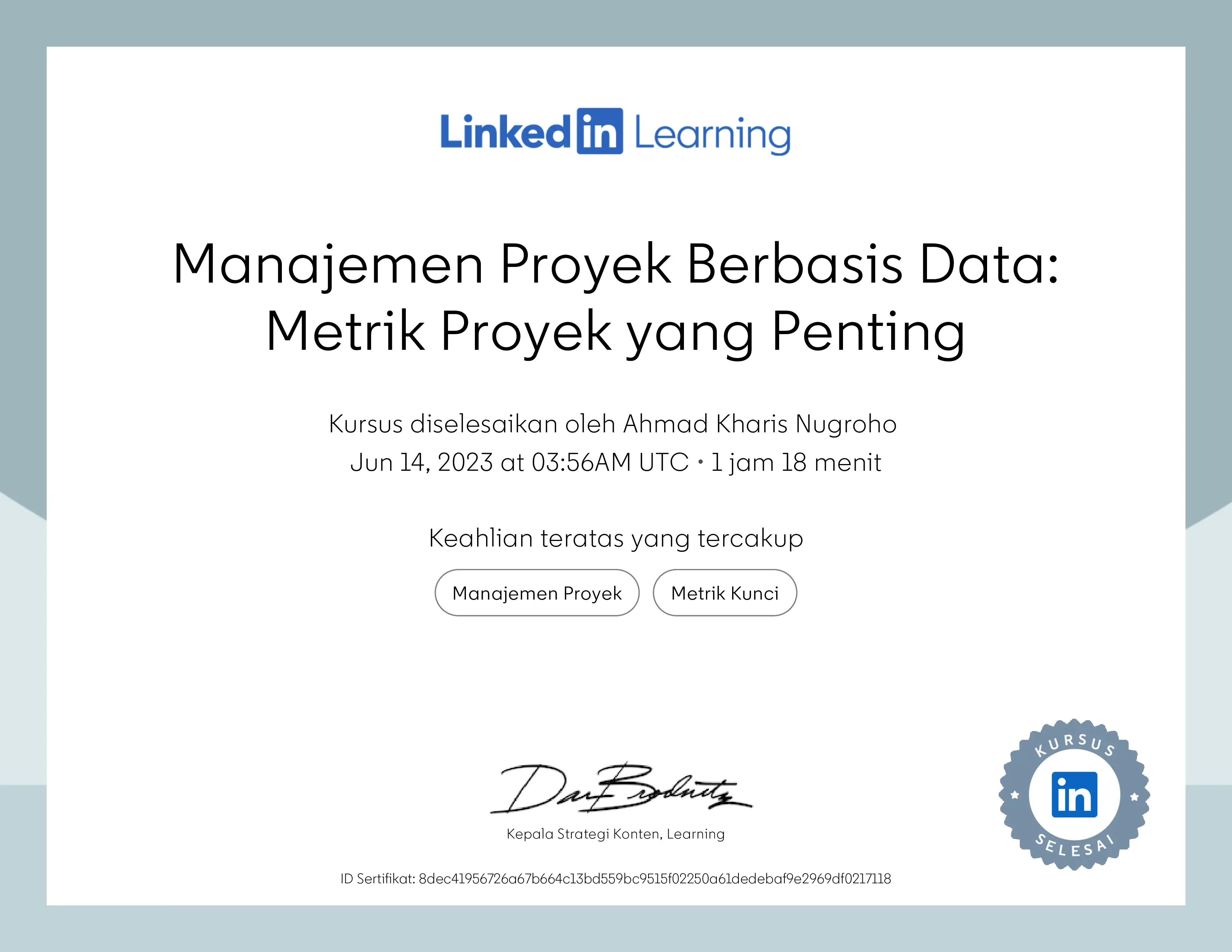 Manajemen Proyek Berbasis Data